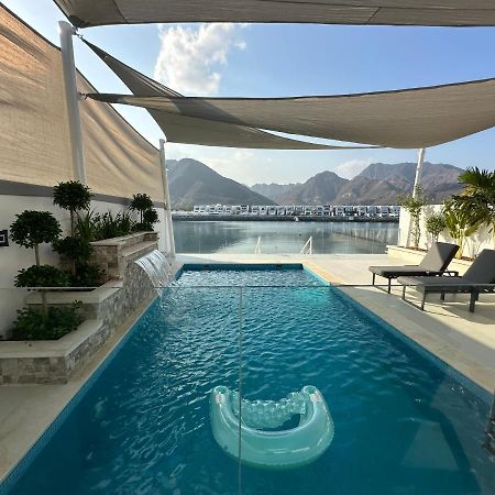 Al Dana Sea View Villa Fudżajra Zewnętrze zdjęcie